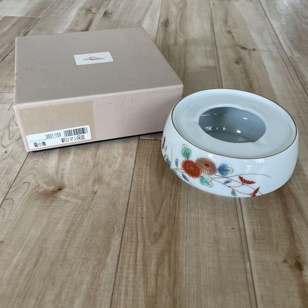 Amazon.co.jp: 深川焼き灰皿 陶器 レトロ 新ロマン灰皿 : ファッション